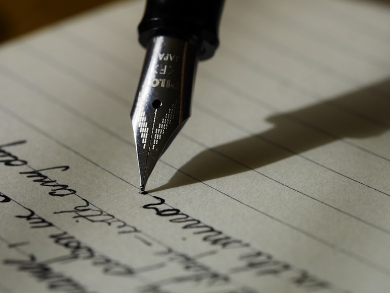 Cover: 5 Common Mistakes When Humanizing AI Content